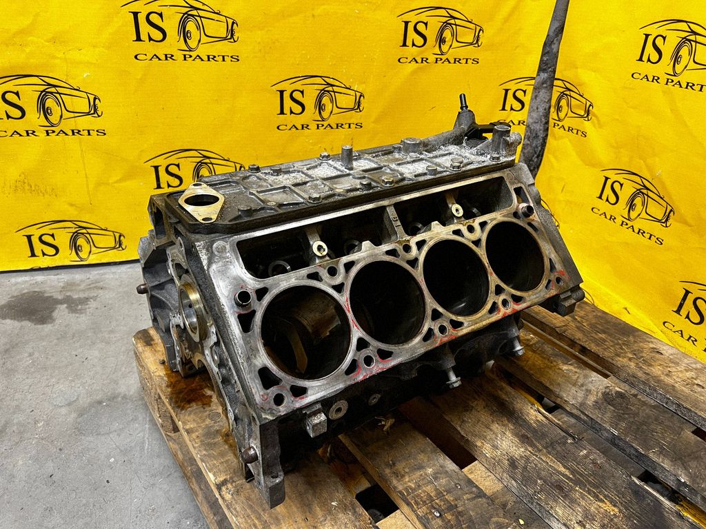 Cadillac Escalade Engine block, Auf Lager in der EU — Foto 1