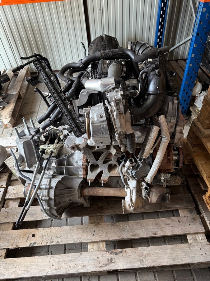Převodovka PZ3R7002KGA — Ford Transit, Auf Lager in der EU — Foto 1