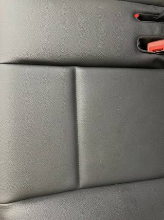 Sedačky — Ford, Import USA — Foto 2 z 3