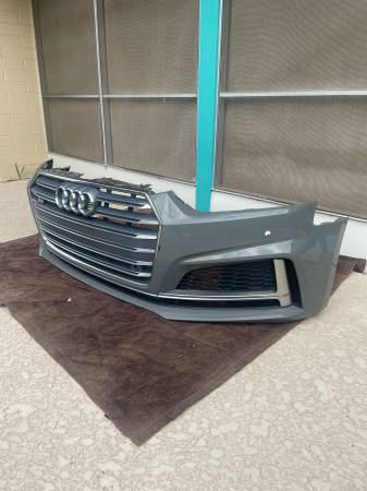 Nárazník — Audi A5, grau, Import USA — Foto 3 z 12