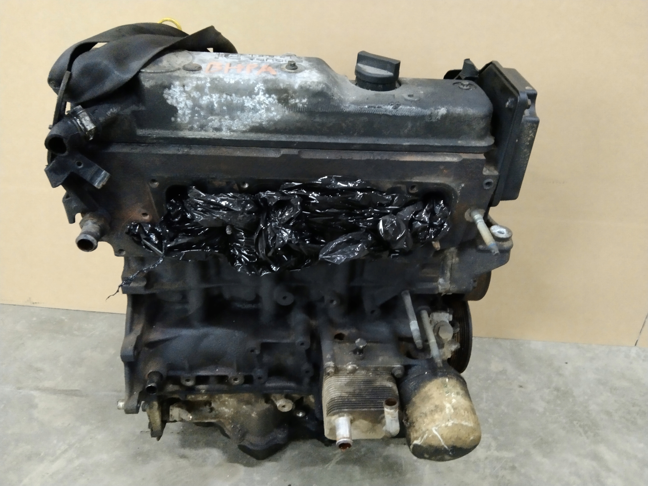 Kompletní motor — Ford Connect 1.8, Auf Lager in der EU — Foto 1