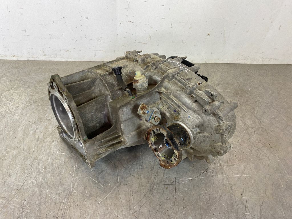 Převodovka 68240445AC — Case, Auf Lager in der EU — Foto 1