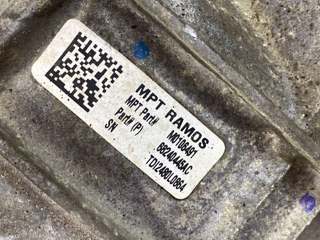 Převodovka 68240445AC — Case, Auf Lager in der EU — Foto 11 z 20