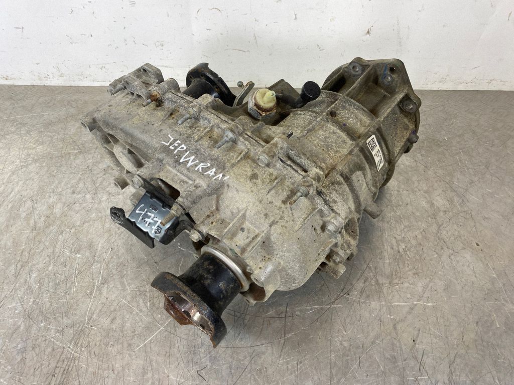 Převodovka 68240445AC — Case, Auf Lager in der EU — Foto 13 z 20