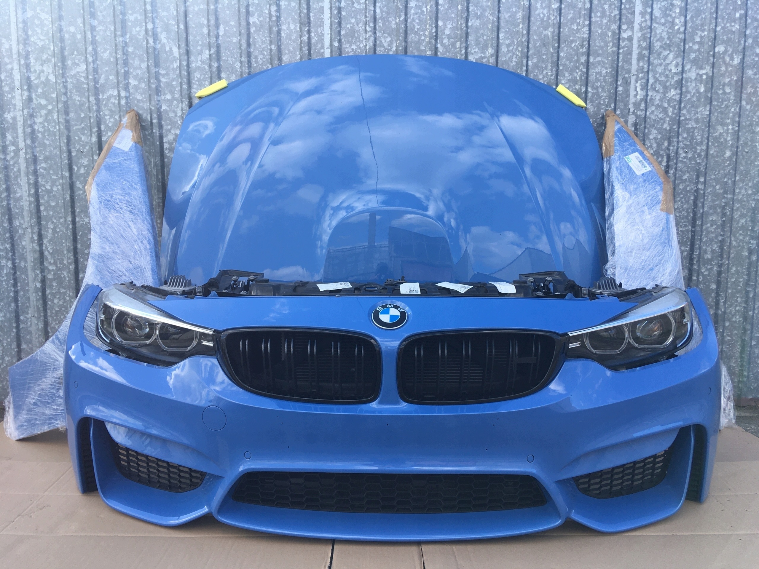 Komplet předek — BMW M3, Auf Lager in der EU — Foto 1 Komplet předek — BMW M3, Auf Lager in der EU — Foto 1