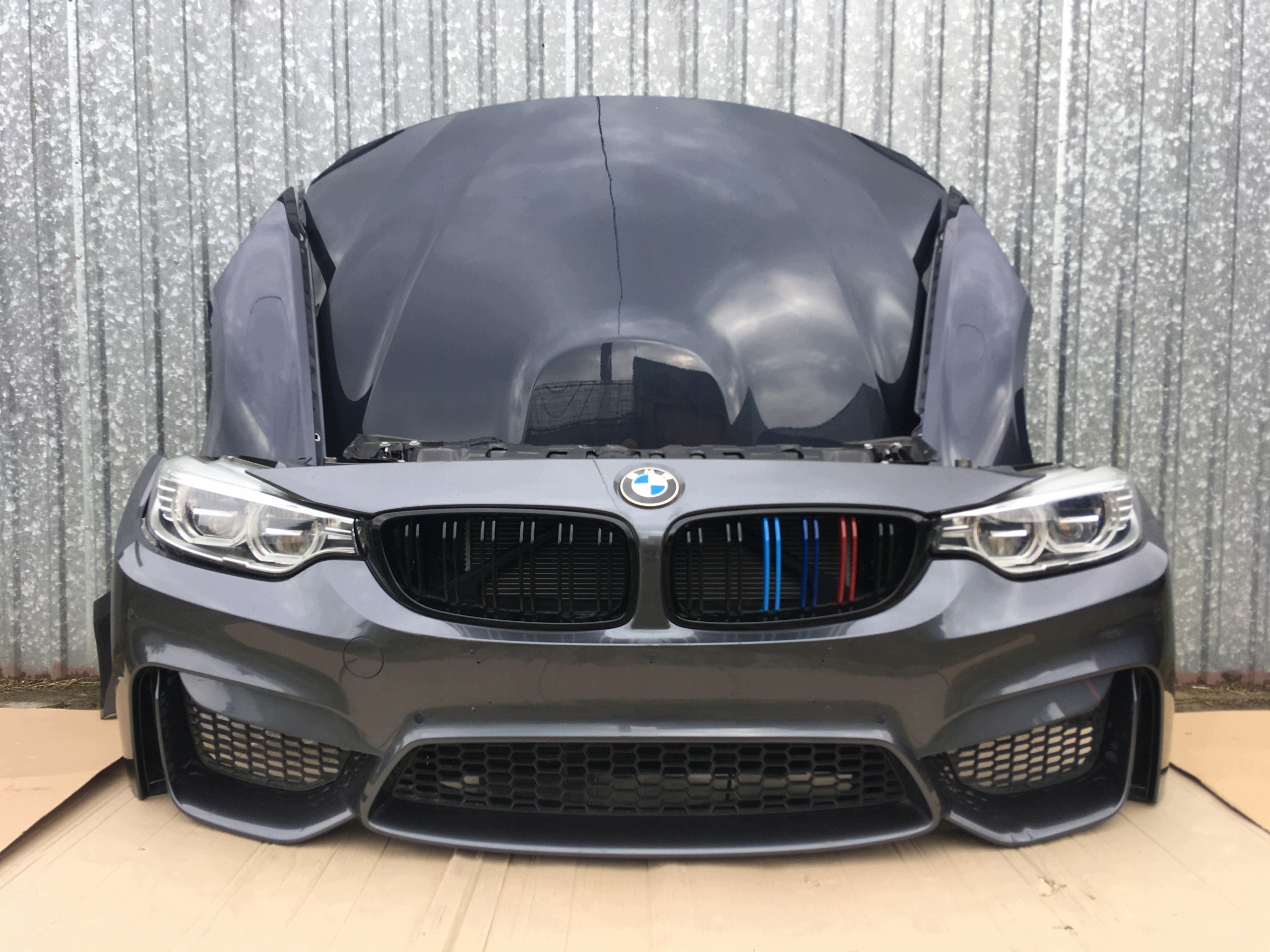 Komplet předek — BMW M3, Auf Lager in der EU — Foto 1 Komplet předek — BMW M3, Auf Lager in der EU — Foto 1