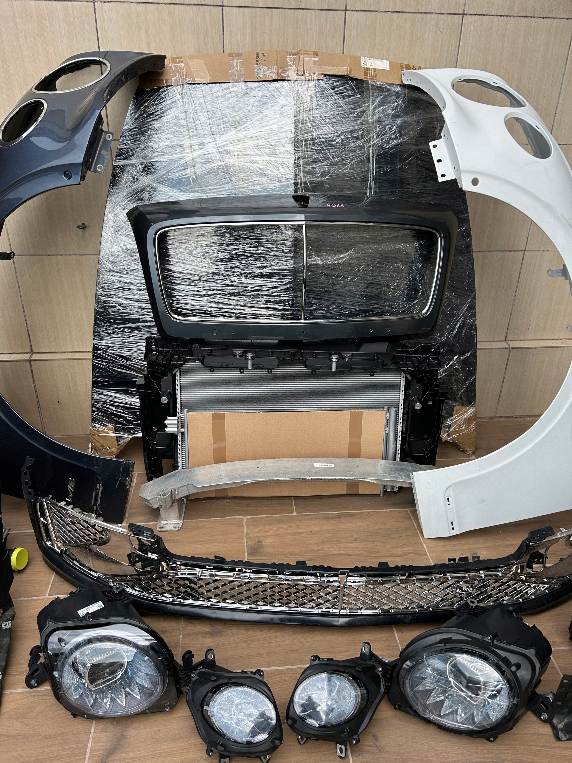 Světlomet — Bentley Continental, Auf Lager in der EU — Foto 1