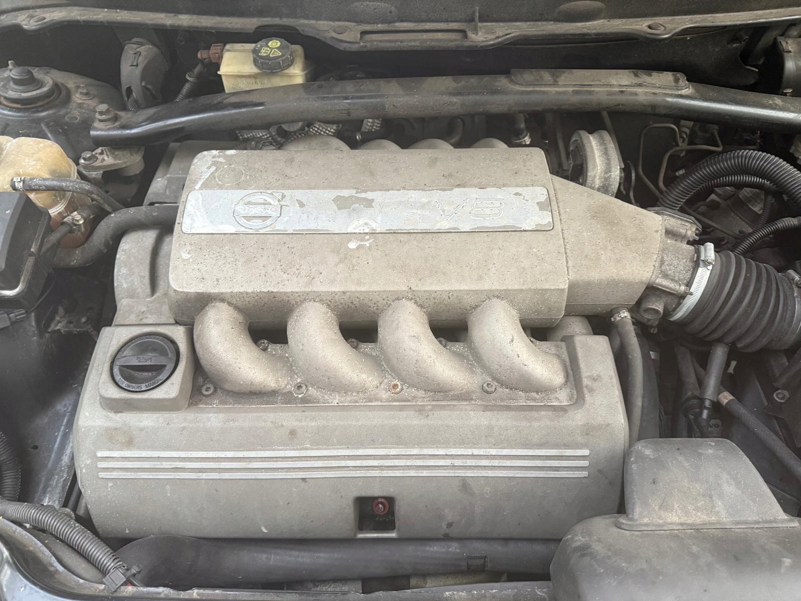 Kompletní motor — Volvo S80 4.4 V8, Auf Lager in der EU — Foto 1
