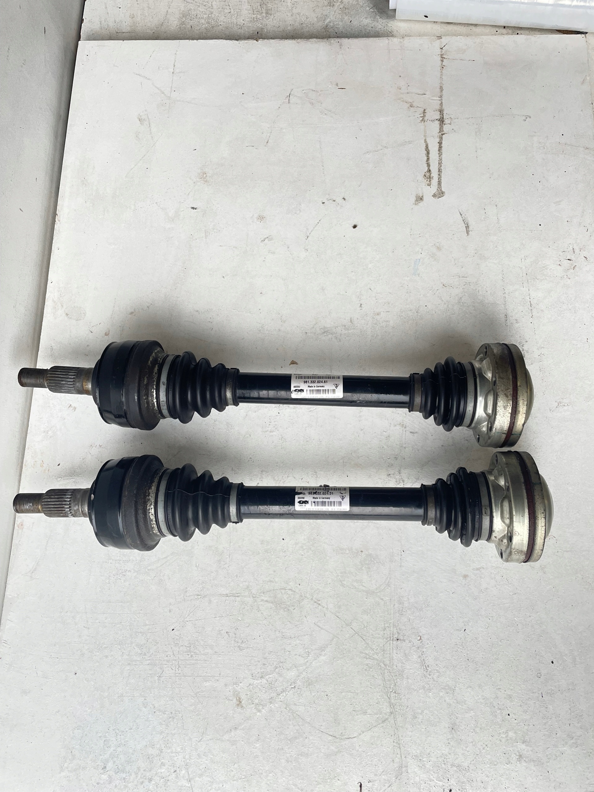 OEM komponent 98133202461 — Porsche Boxster 2.0, Auf Lager in der EU — Foto 1