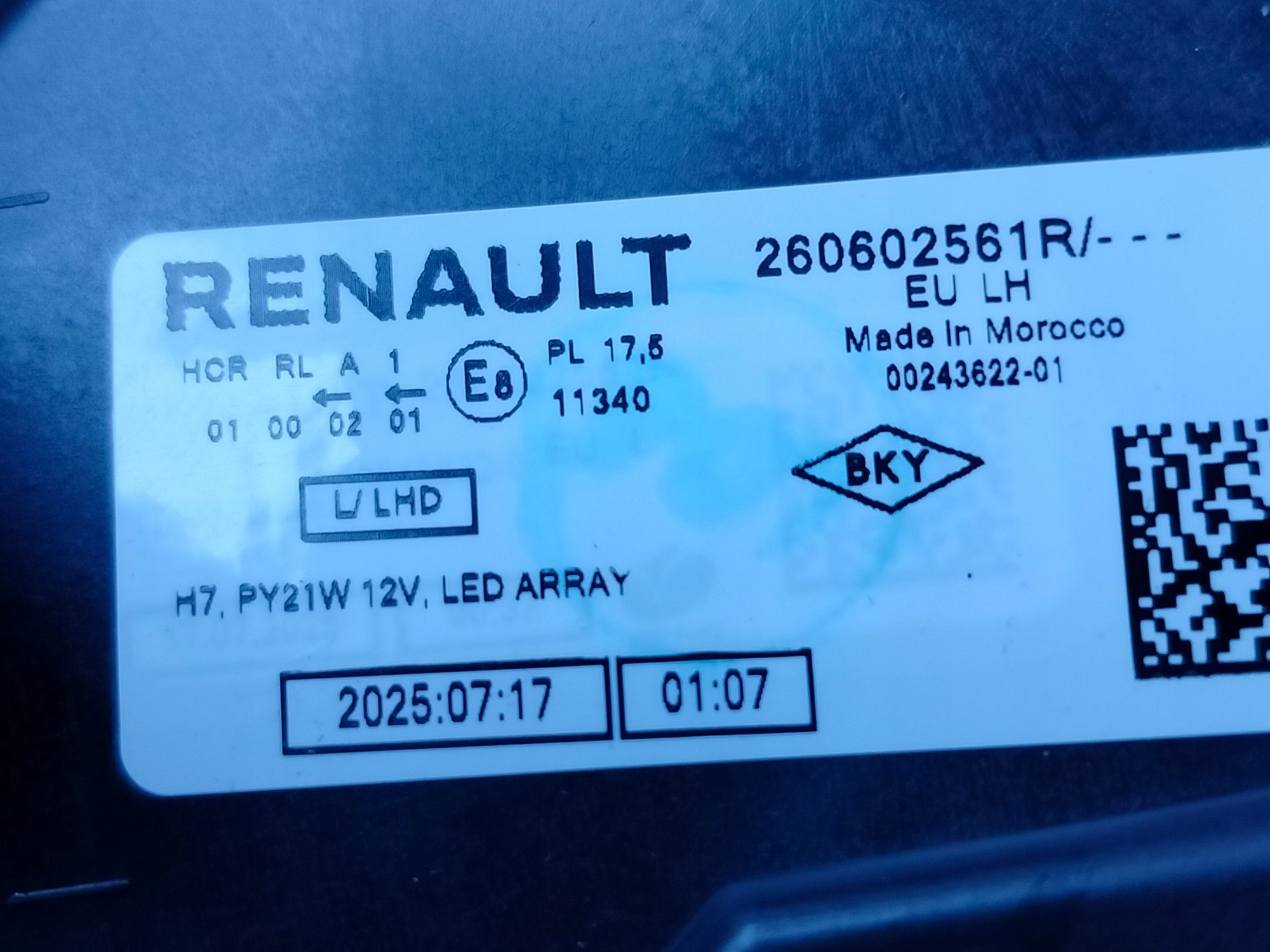 Světlomet — Renault, Auf Lager in der EU — Foto 7 z 10