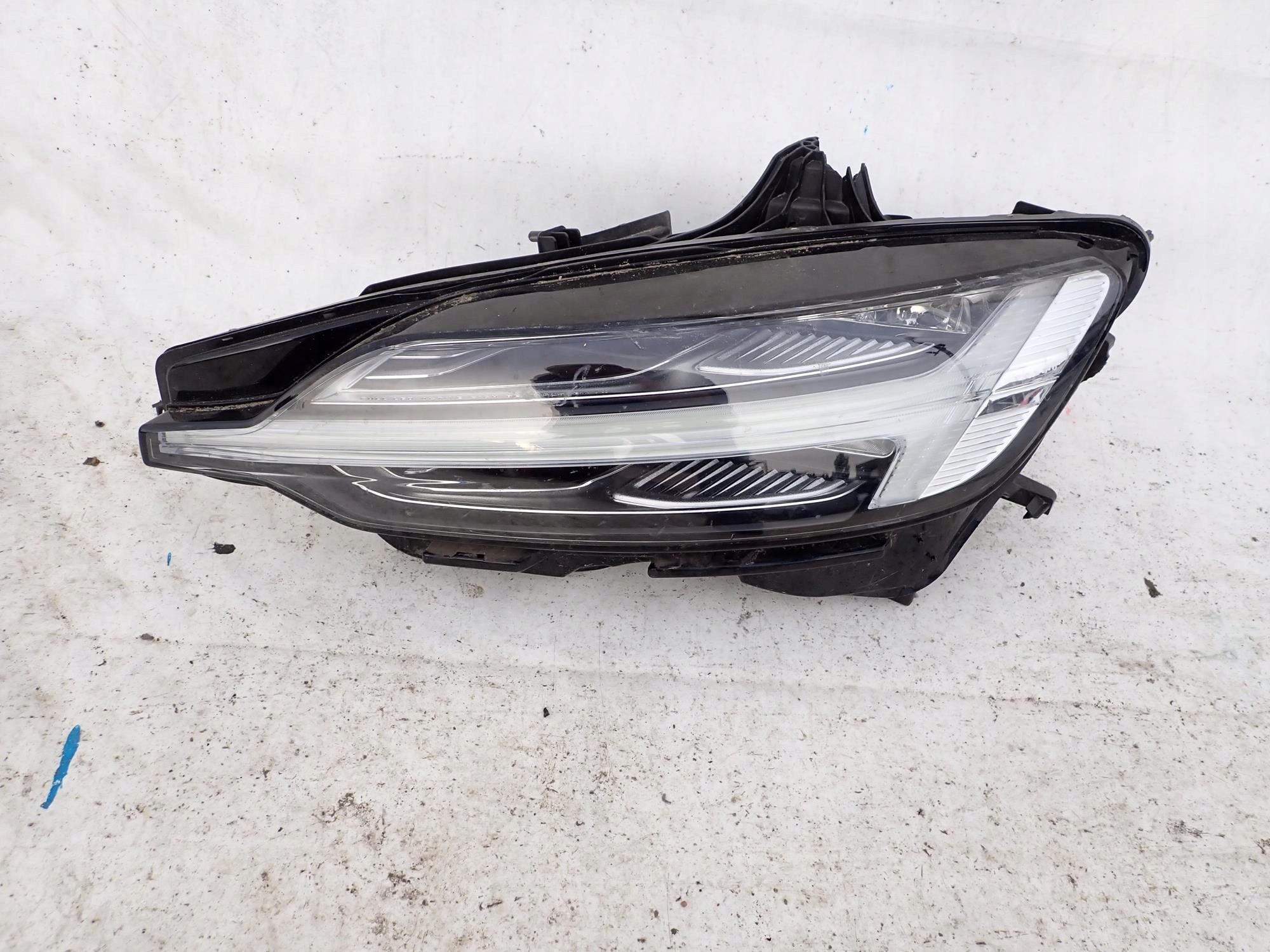 Světlomet — Volvo S60, Auf Lager in der EU — Foto 1