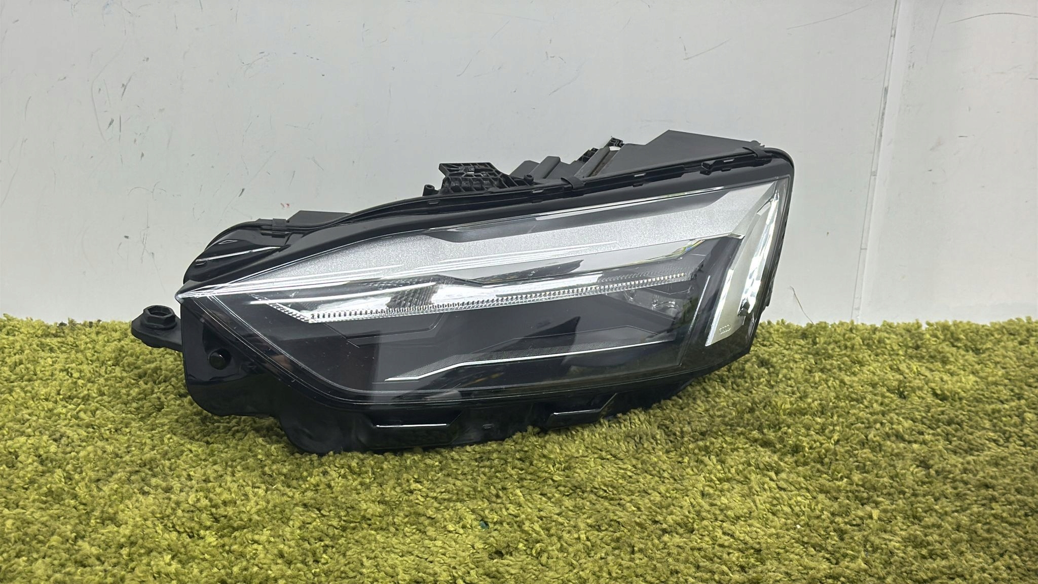 Světlomet — BMW, Auf Lager in der EU — Foto 2 z 5