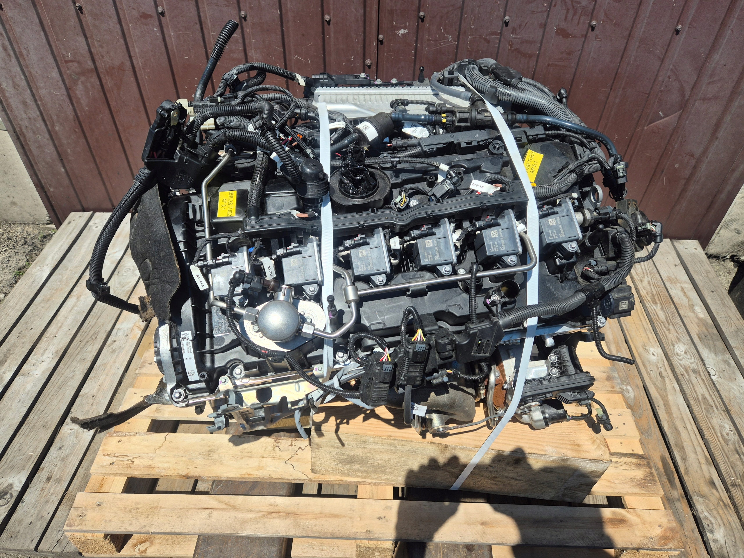 Kompletní motor — BMW X5, Auf Lager in der EU — Foto 1