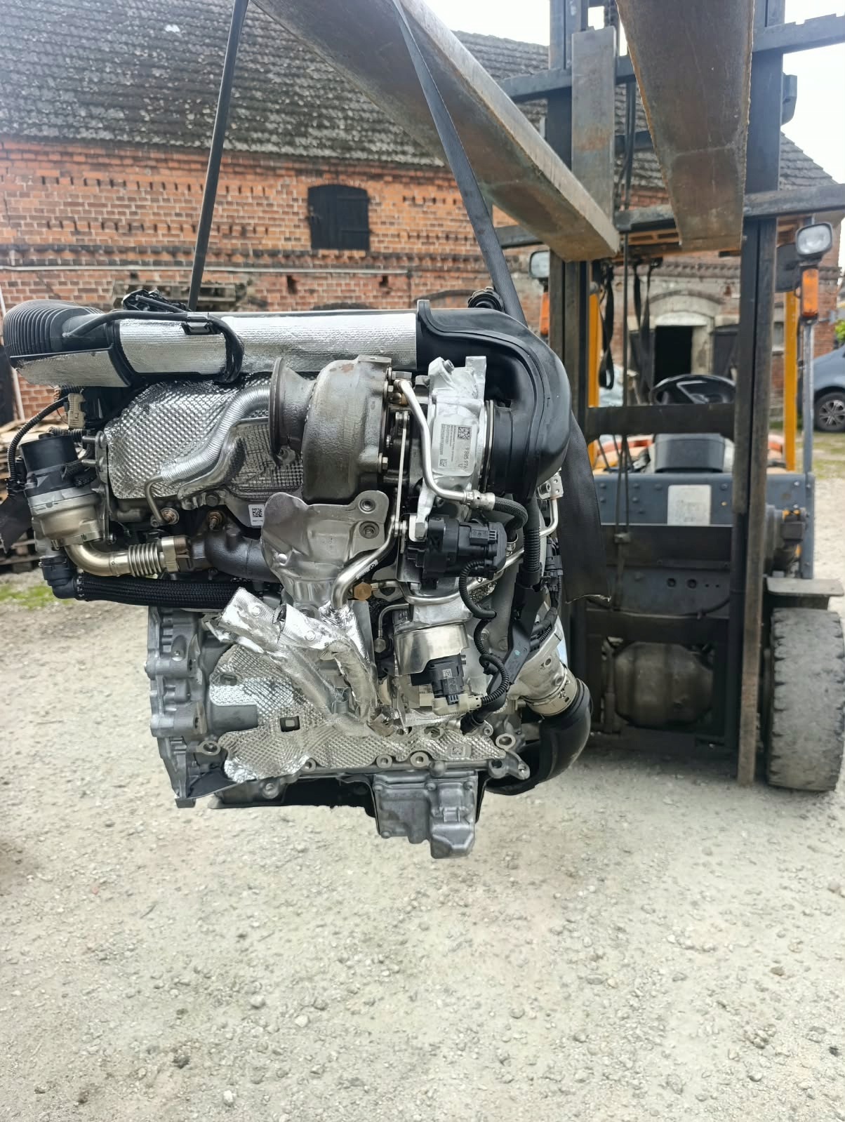 Motor — BMW X1 2.0, Auf Lager in der EU — Foto 1