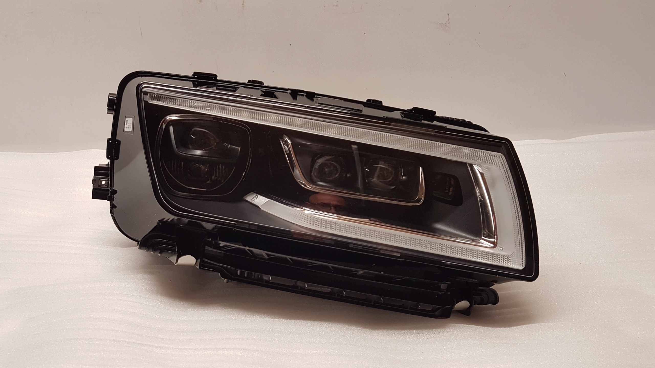 Světlomet — BMW, Auf Lager in der EU — Foto 1