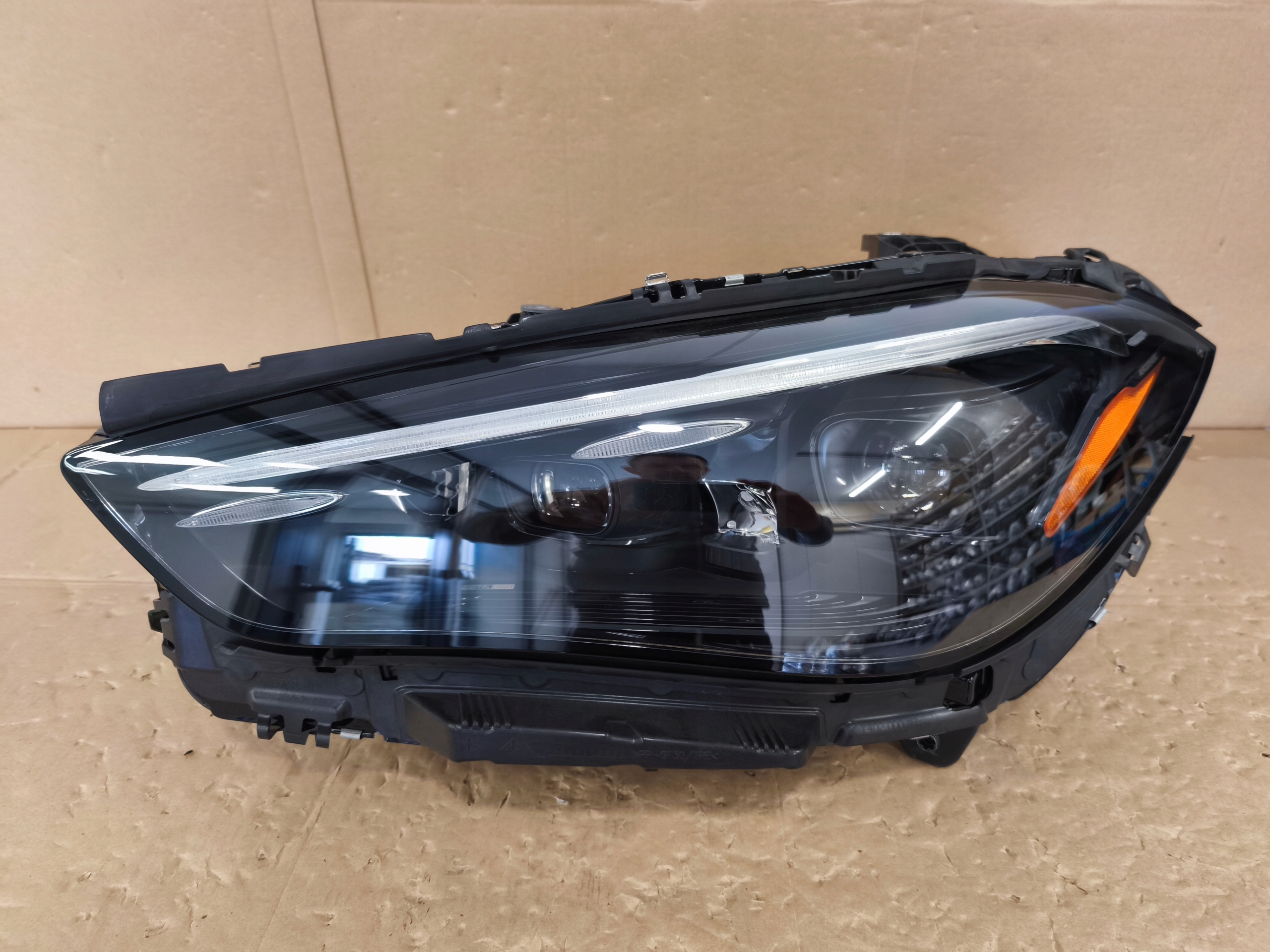 Světlomet A2369060401 — BMW, Auf Lager in der EU — Foto 1