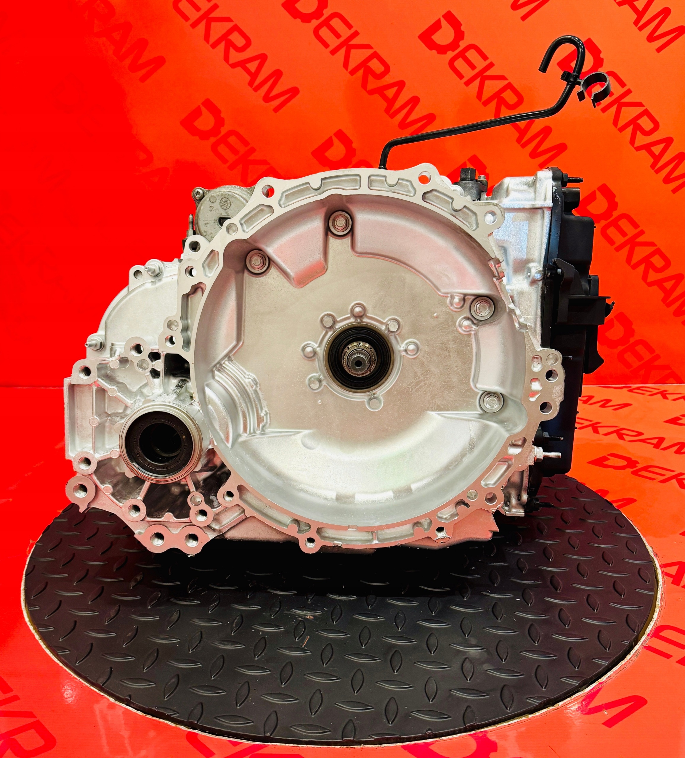 Převodovka KV6P7000DB — Ford Connect 1.5 TDCI, Auf Lager in der EU — Foto 1