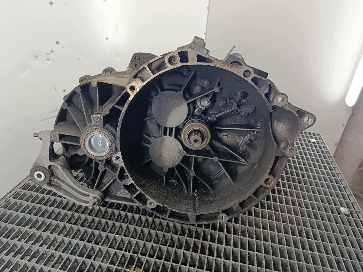 Převodovka 8M5R7002FC — Ford C-Max 2.0 TDCI, Auf Lager in der EU — Foto 1