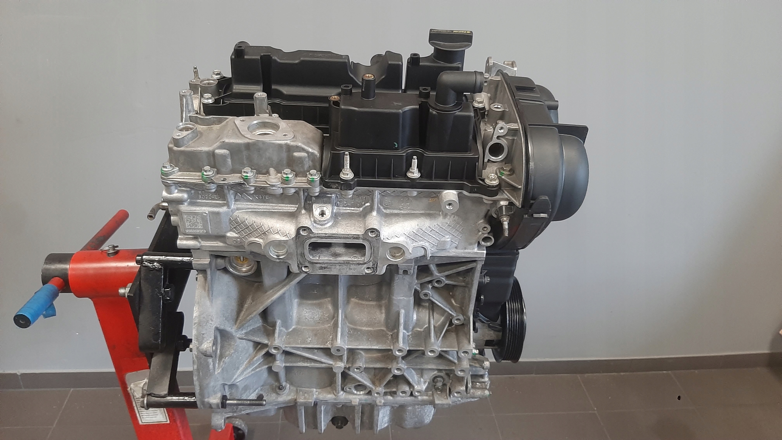 Motor — Ford Kuga, Auf Lager in der EU — Foto 1