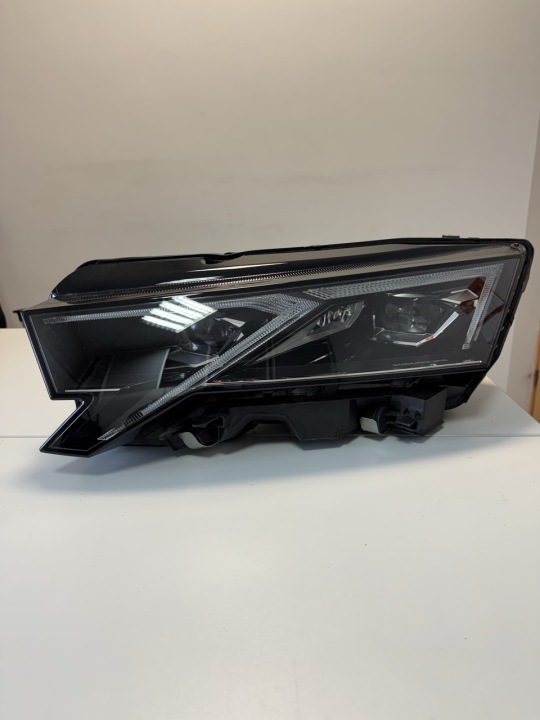 Světlomet 992941572AH — Volkswagen, Auf Lager in der EU — Foto 1
