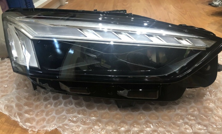 Světlomet 8W6941086A — Audi A5, Auf Lager in der EU — Foto 1