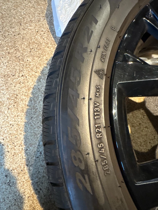 Kola — BMW X5, Import Kanada — Foto 2 z 5