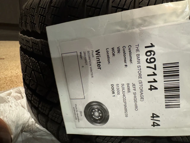 Kola — BMW X5, Import Kanada — Foto 4 z 5