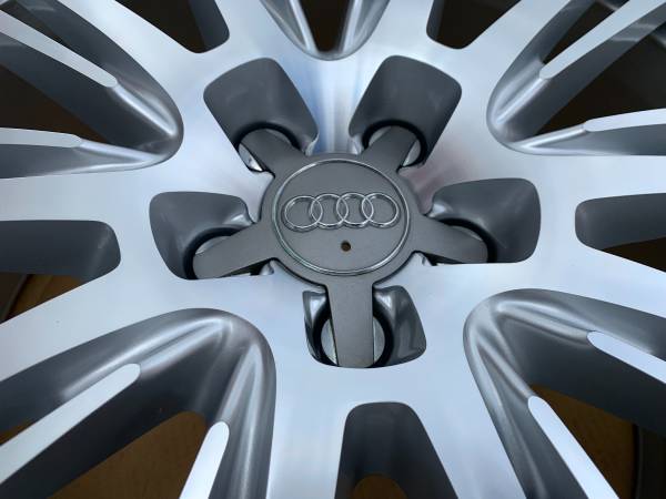 Kola — Audi A7, Import Kanada — Foto 5 z 5