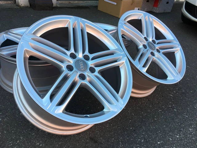 Kola — Audi A4, Import Kanada — Foto 5 z 5
