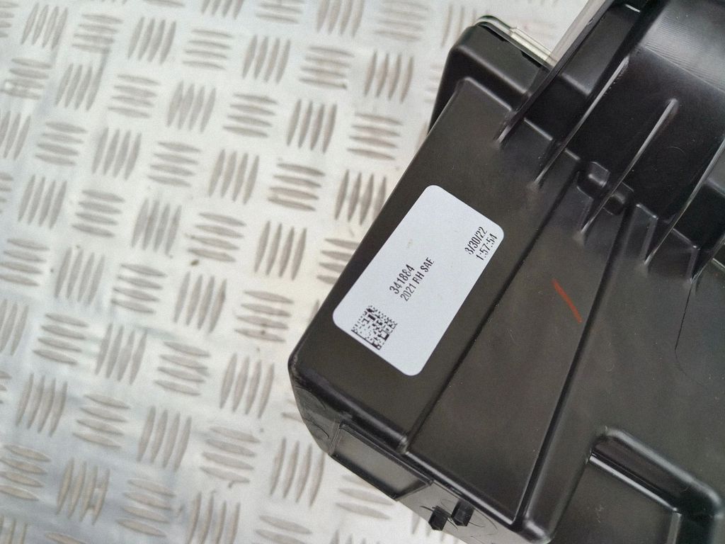 85117443 Cadillac Escalade LED Daytime světlomet, Auf Lager in der EU — Foto 7 z 9