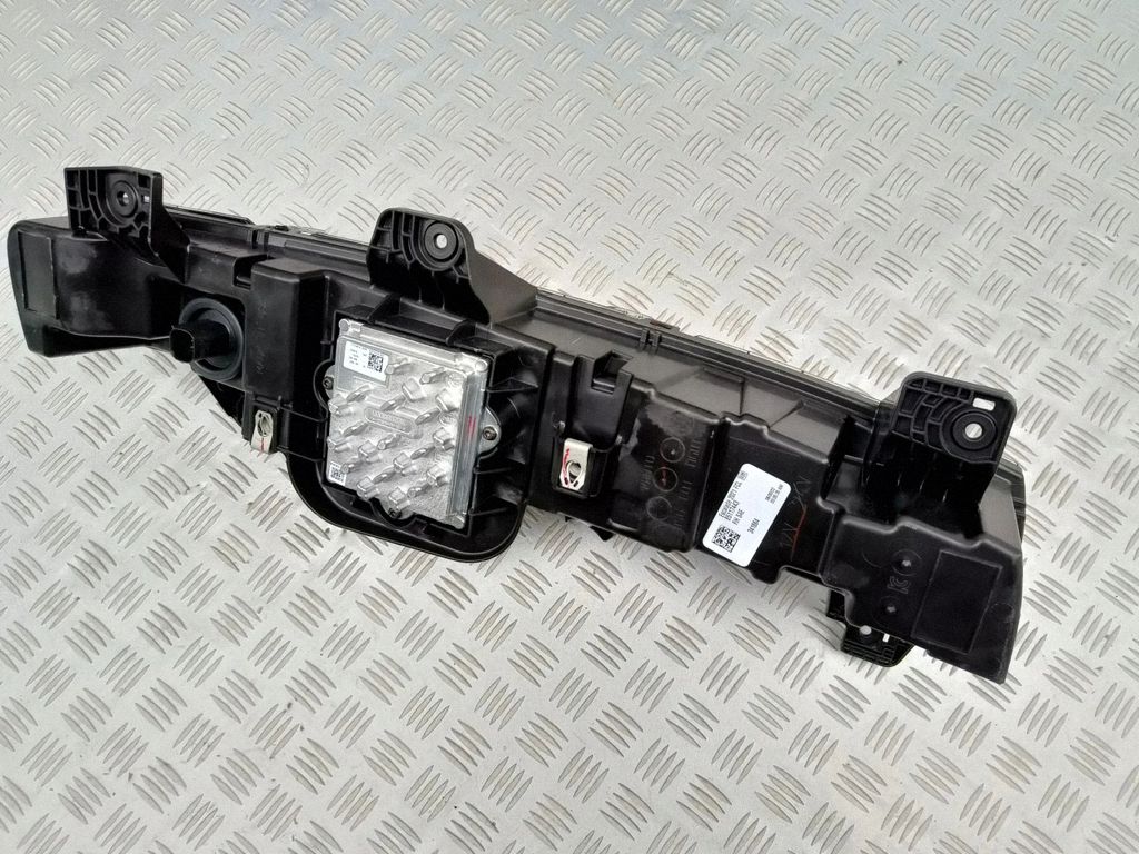 85117443 Cadillac Escalade LED Daytime světlomet, Auf Lager in der EU — Foto 9 z 9
