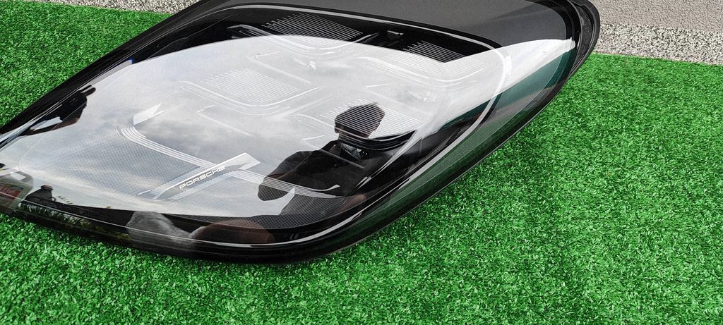 976941015CE Porsche Panamera (976) světlomet, Auf Lager in der EU — Foto 3 z 15