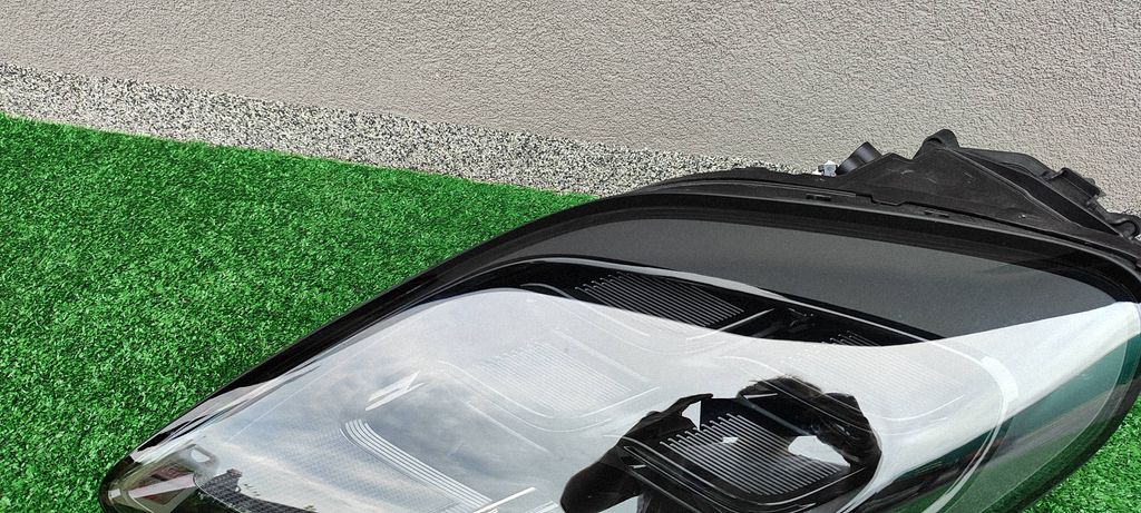976941015CE Porsche Panamera (976) světlomet, Auf Lager in der EU — Foto 5 z 15