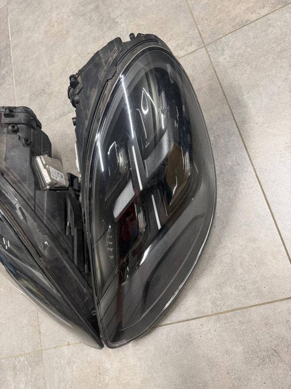973941035 Porsche Panamera (976) světlomet, Auf Lager in der EU — Foto 4 z 14