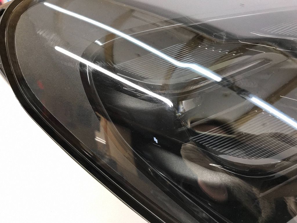 976941016CE Porsche Panamera (976) světlomet, Auf Lager in der EU — Foto 3 z 12