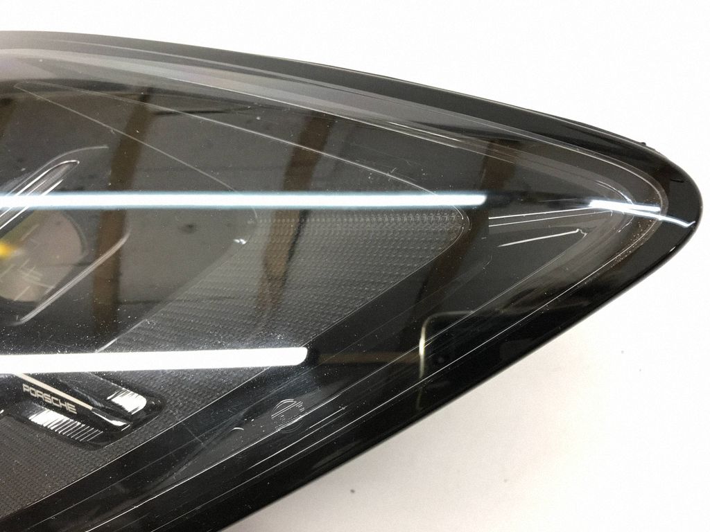976941016CE Porsche Panamera (976) světlomet, Auf Lager in der EU — Foto 7 z 12