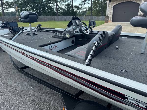 Ranger, Import USA — Foto 6 z 12
