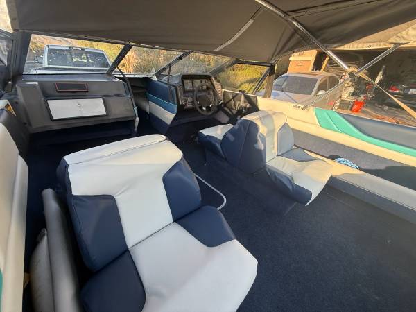 1988 Bayliner, Import USA — Foto 6 z 9