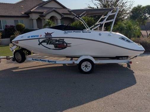 2005 Sea-Doo, Import USA — Foto 3 z 12