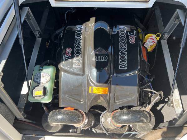 2020 Malibu, Import USA — Foto 10 z 12