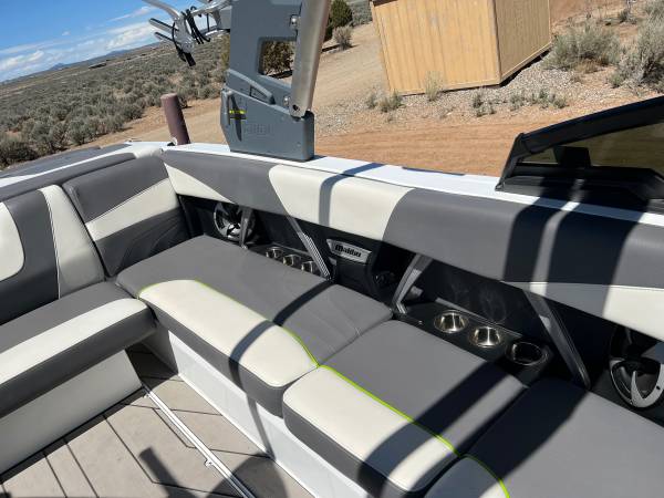 2020 Malibu, Import USA — Foto 12 z 12