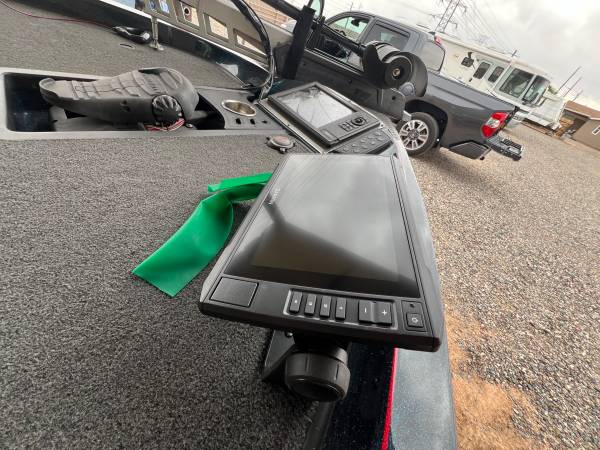 Ranger, Import USA — Foto 6 z 12