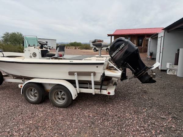 1985 Boston Whaler, Import USA — Foto 2 z 4