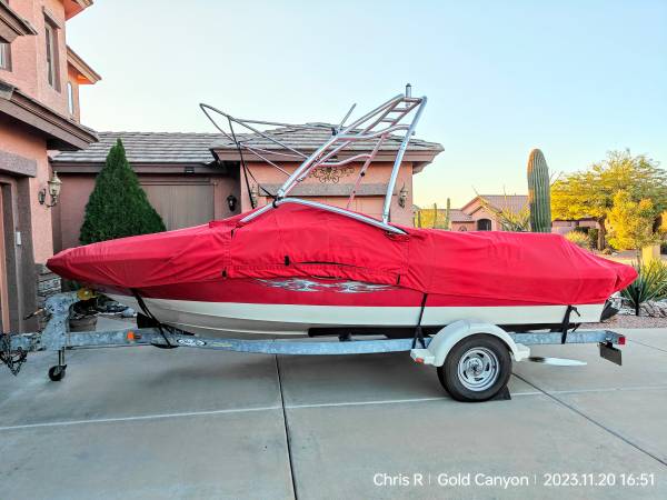 2008 Sea Ray, gold, Import USA — Foto 2 z 12