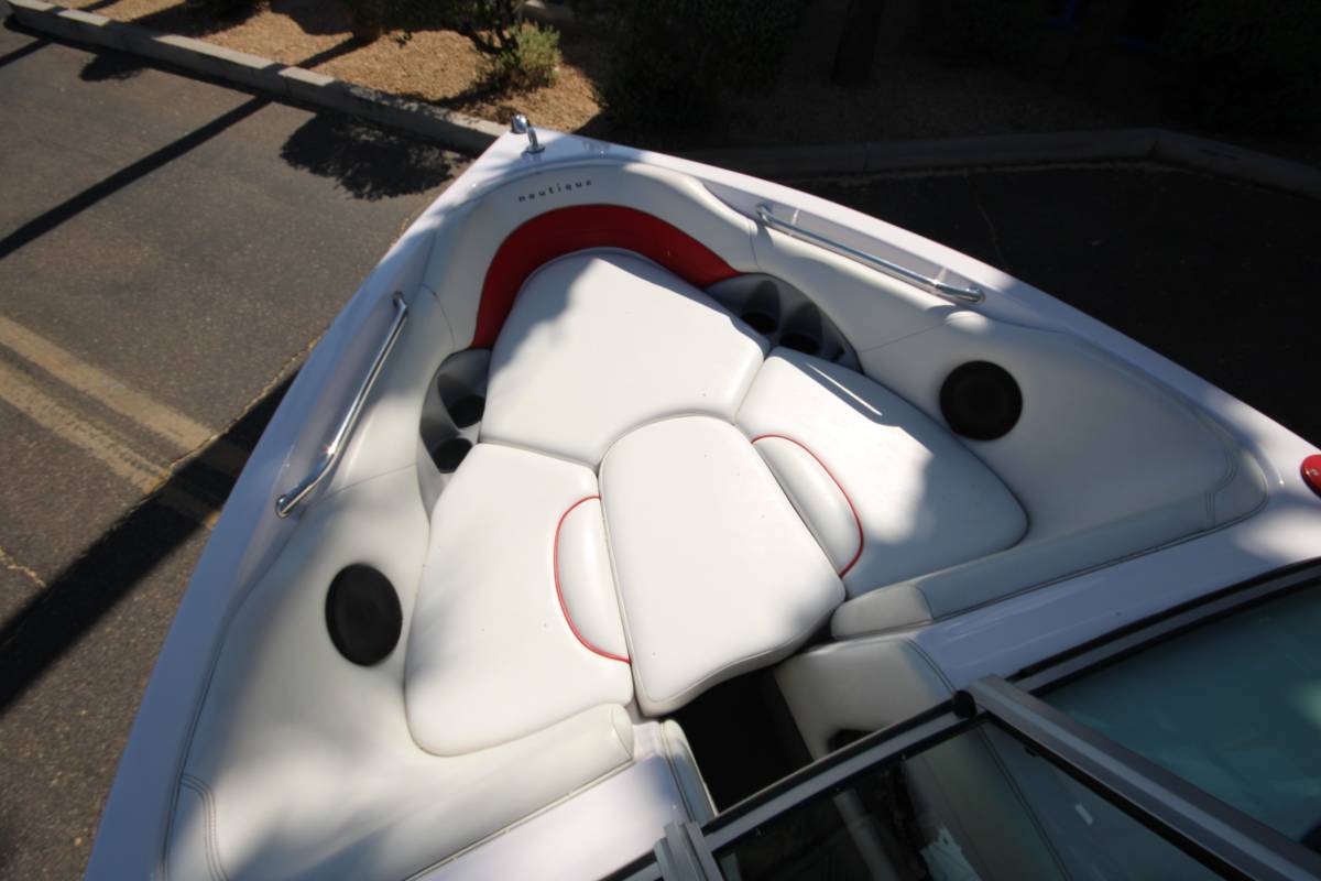 2005 Nautique, Import USA — Foto 9 z 12