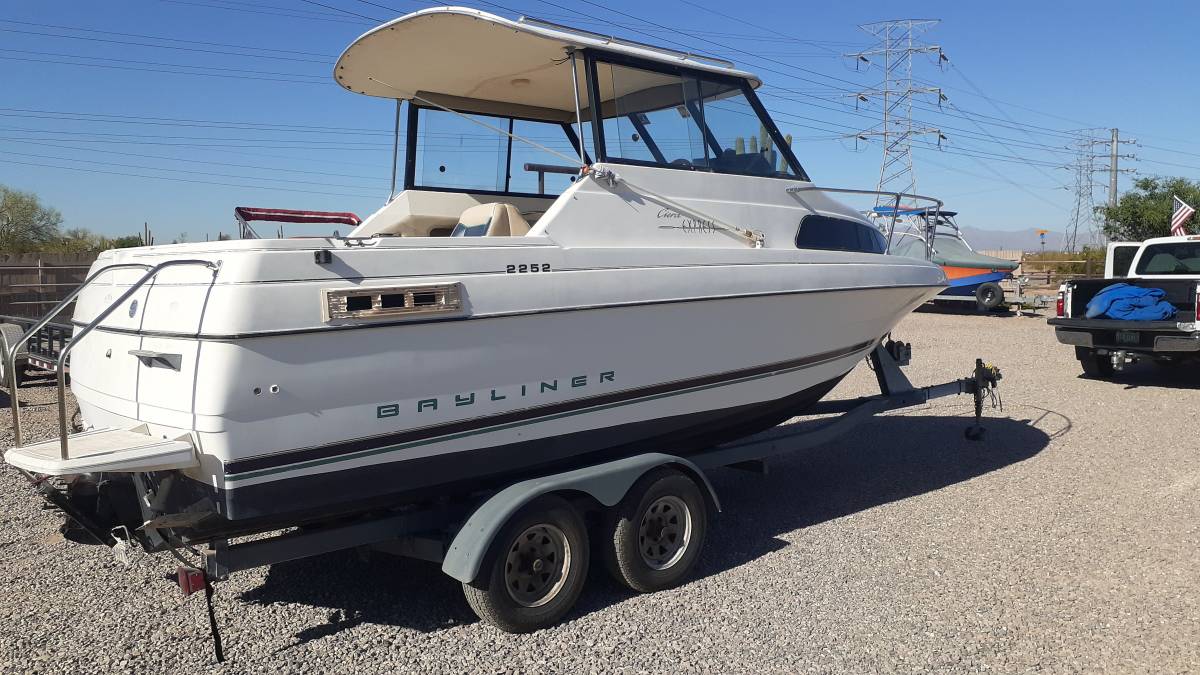 1996 Bayliner, Import USA — Foto 2 z 9