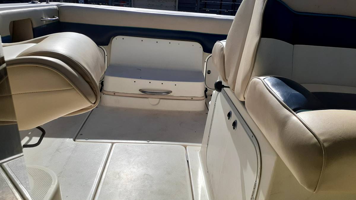 1996 Bayliner, Import USA — Foto 7 z 9