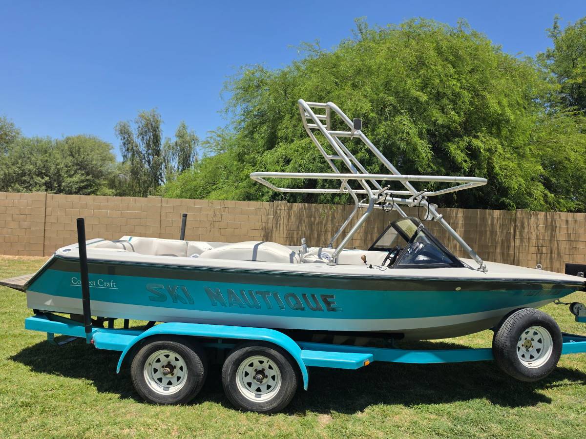 Nautique, Import USA — Foto 1