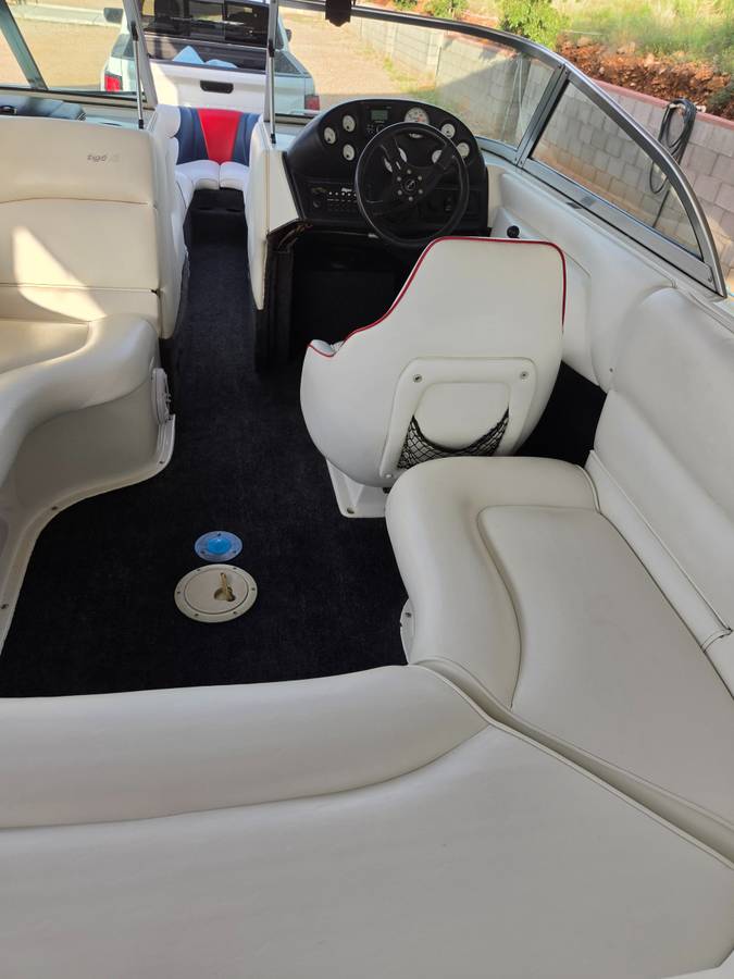1996 Tige, Import USA — Foto 8 z 12