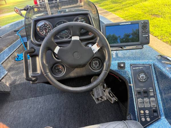 1993 Skeeter, Import USA — Foto 7 z 12
